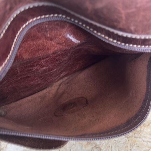 Vintage Roots Raider Leather Backpack / Crossbody - Picture 13 of 15